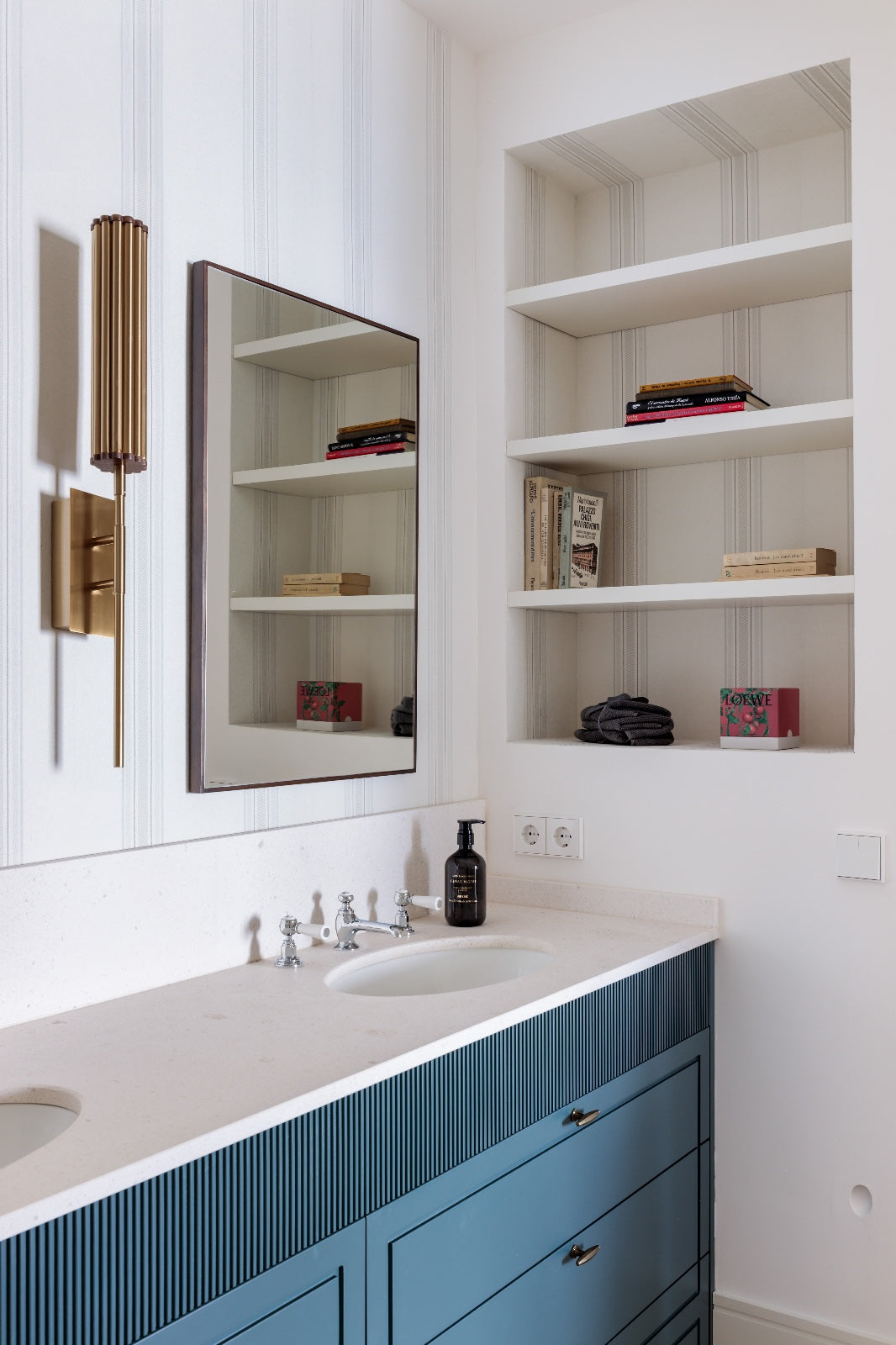 Aplique Línea Dorada